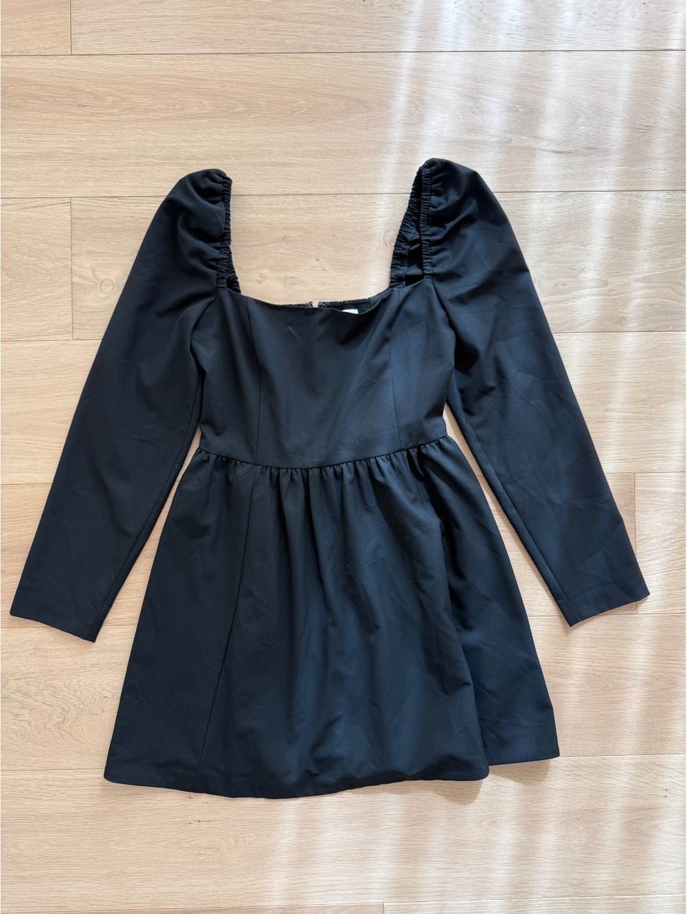 Aritzia Sunday Best Alexis Black Long Sleeve Mini Dress Size M